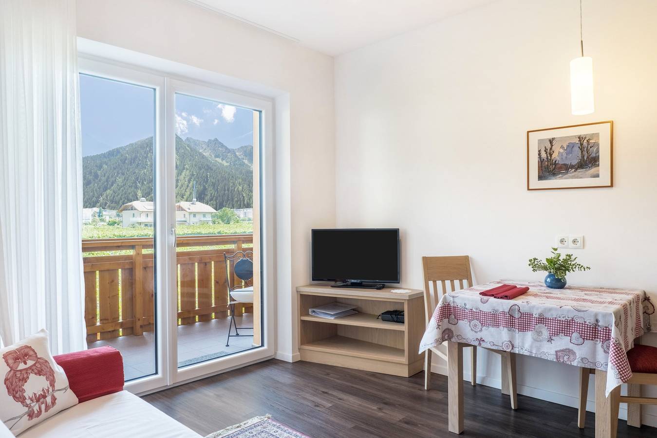 Ganze Wohnung, Gemütliche Ferienwohnung "Urbanhof - Magdalena" mit Bergblick, Wlan & Balkon in Gries-Quirein, Bozen