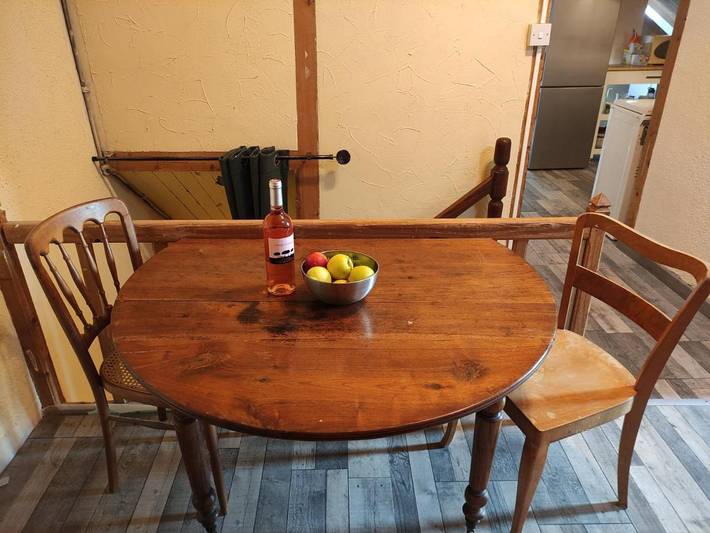 Gîte pour 4 personnes, avec terrasse ainsi que vue et jardin, animaux acceptés à Pionsat - 2