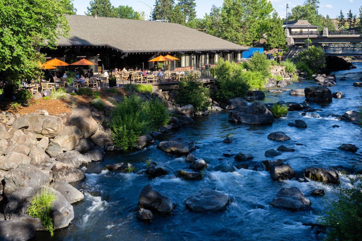 Estudio entero, Riverhouse Lodge in Bend, Mt. Bachelor