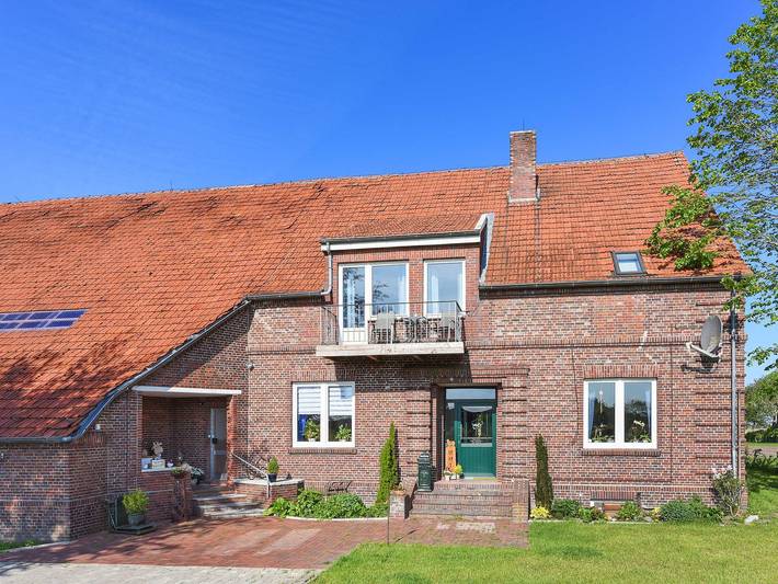 Ferienwohnung für 5 Personen, mit Balkon und Terrasse sowie Garten in Werdum