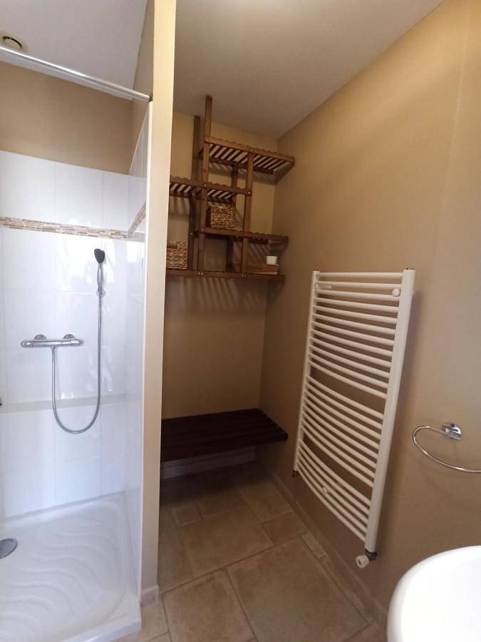Location de vacances pour 4 personnes, avec vue et balcon à Montjaux - 2