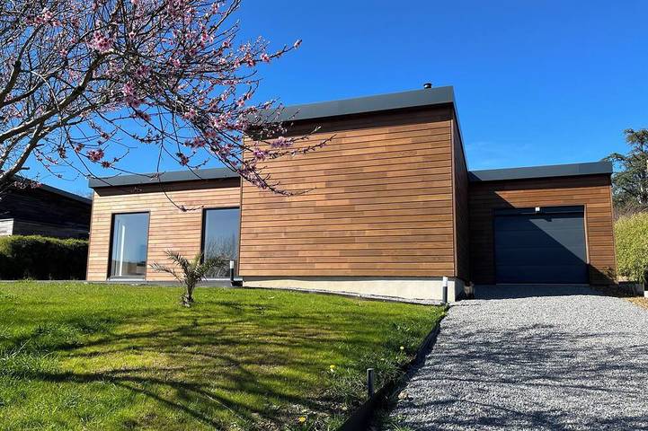 Location de vacances pour 5 personnes, avec jardin à La Forest-Landerneau