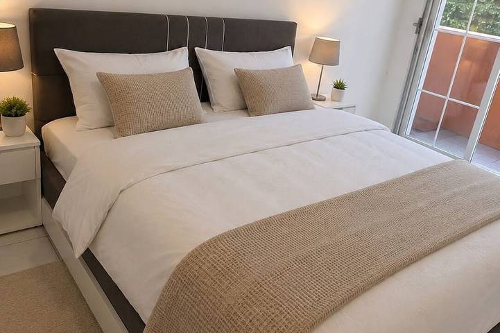Ganze Wohnung, Mediterrane Wellness-Oase | Whirlpool & Private Gym in Merchweiler, Landkreis Neunkirchen