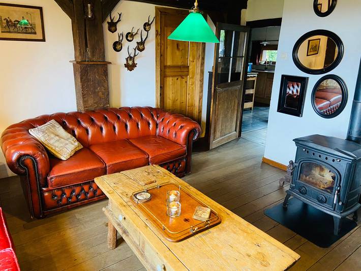 Characteristic 6-person holiday home with sauna and hot tub in Durbuy in Heyd, Durbuy