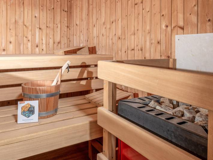 Ferienhaus für 10 Personen, mit Terrasse und Sauna in Tirol - 4