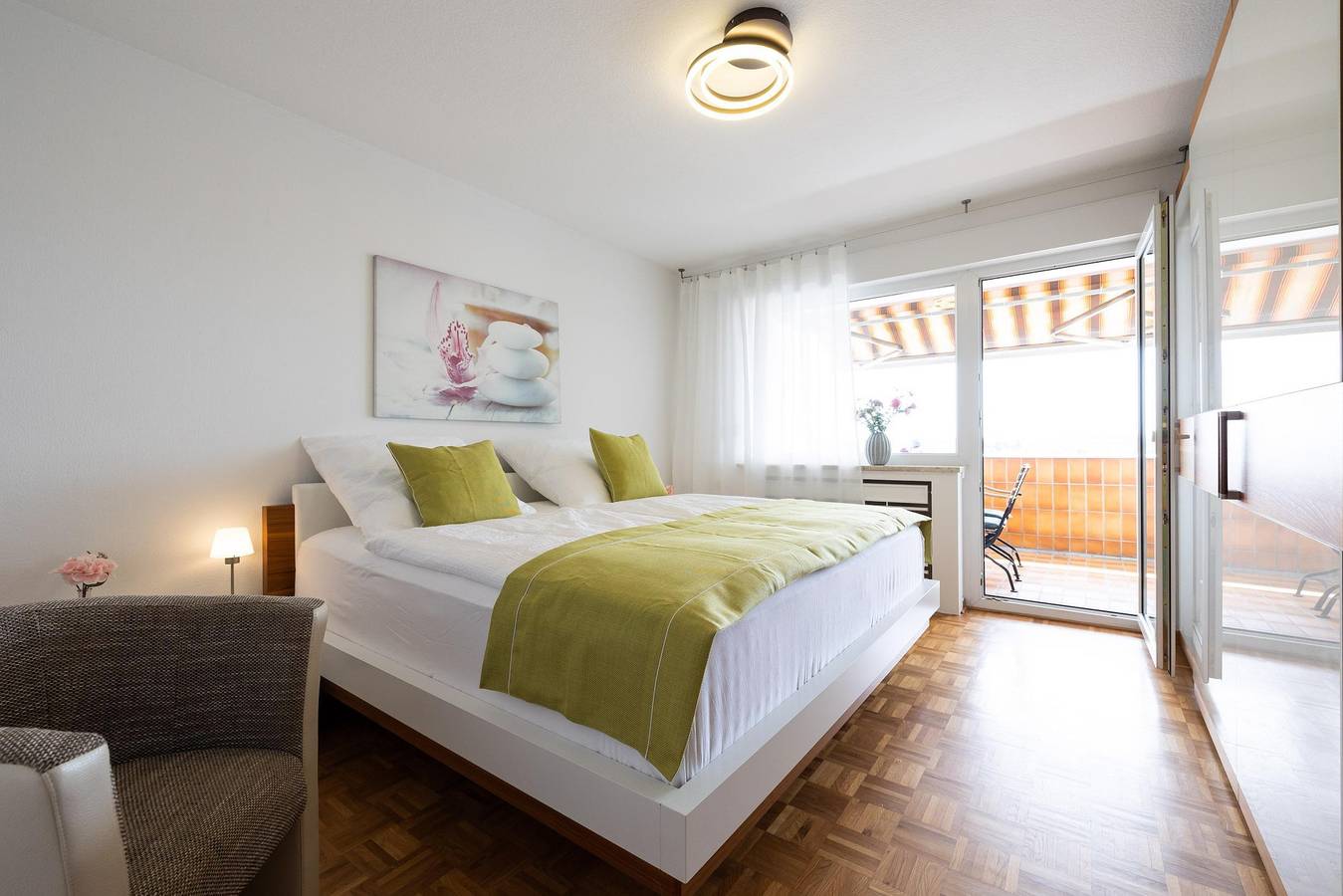 Ganze Ferienwohnung, Über Mönchengladbachs Dächern | Tus Fewo in Mönchengladbach, Niederrhein