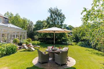 Holiday Home for 12 People in Edinburgh, Edinburgh and Lothian, Photo 3