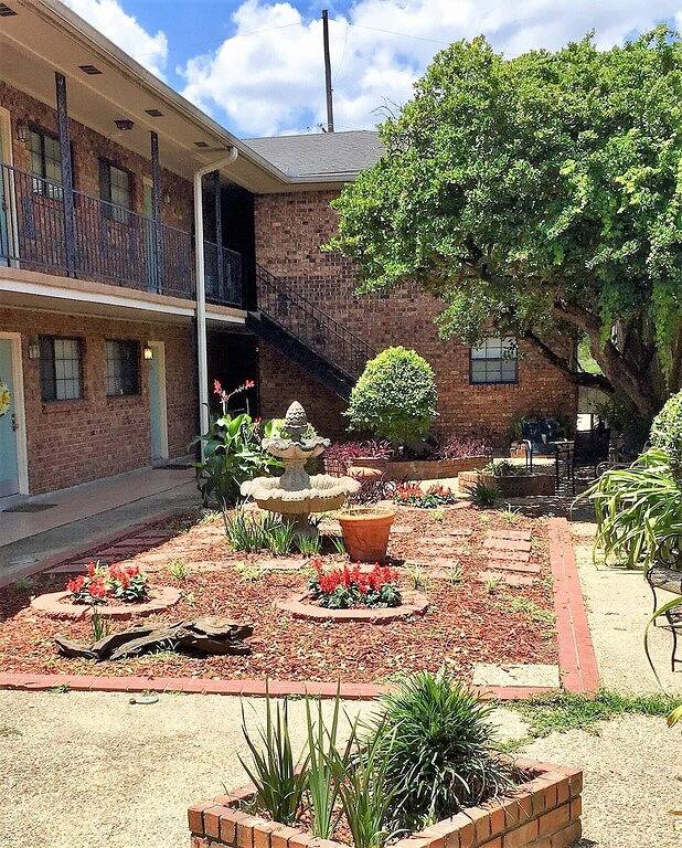 Ganze Wohnung, Bequemer, cooler Downtown-Hotspot, Minuten zur Lsu / Interstate / Mid-City in Baton Rouge, East Baton Rouge Parish