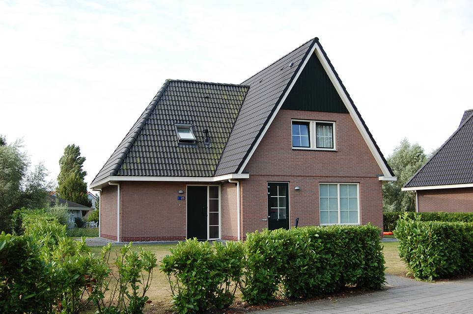 Beach Resort Makkum — Beachvilla Xl met Buiten spa - 12 personen in Makkum, Ijsselmeer