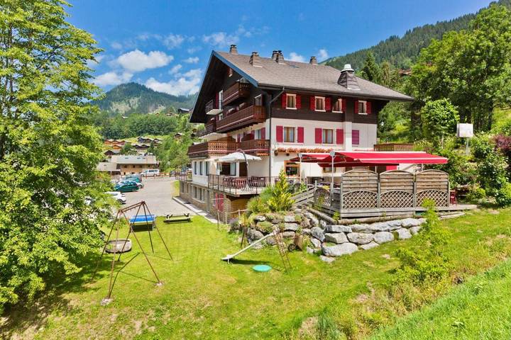 Hôtel pour 2 personnes, avec jardin à Chatel