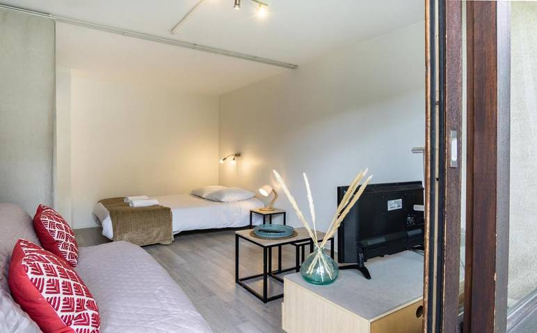Gîte pour 4 personnes, avec Balcon ainsi que Terrasse et Vue à Meythet - 4