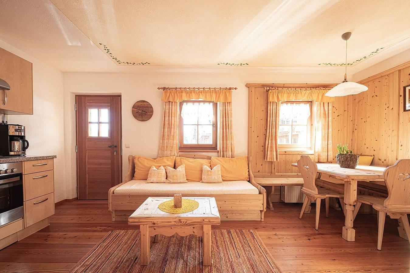 Ganze Wohnung, Ferienwohnung "Himmelschlüssel" mit Bergblick, 2 privaten Terrassen und Wlan in Ahornach, Sand in Taufers