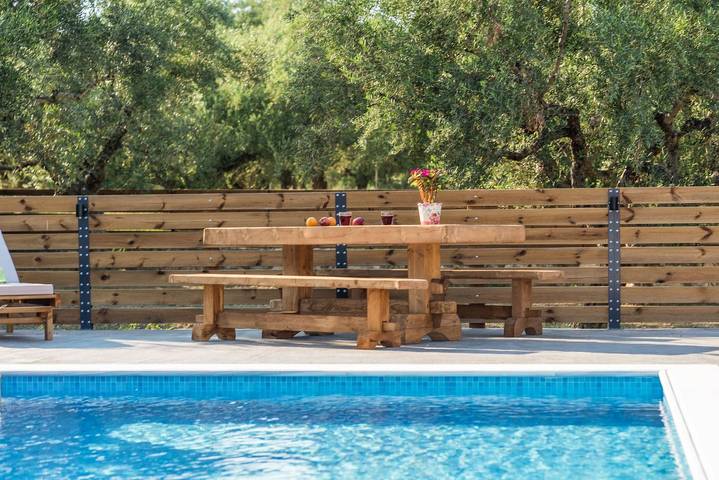 Villa pour 13 personnes, avec jardin ainsi que balcon et piscine à Zante - 4