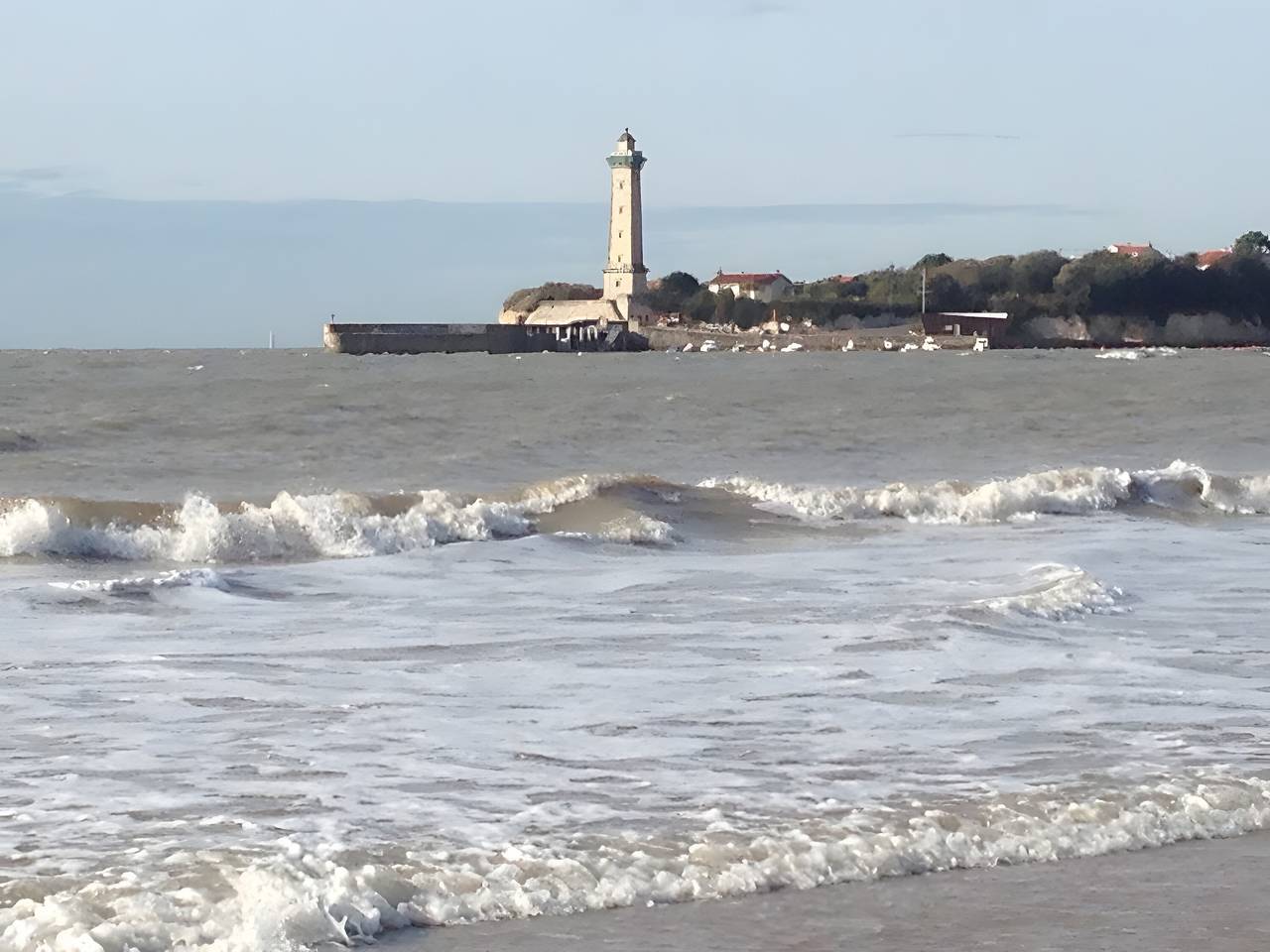 Chambre d'hôtes 'Le Pommier - Bed and Breakfast' avec Wi-Fi in Saint-Georges-de-Didonne, Côte de Beauté