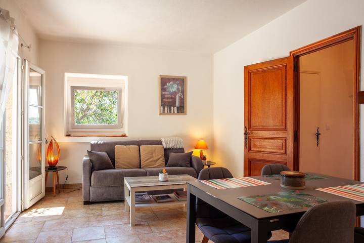 Ferienwohnung für 4 Personen, mit Garten in Cassis