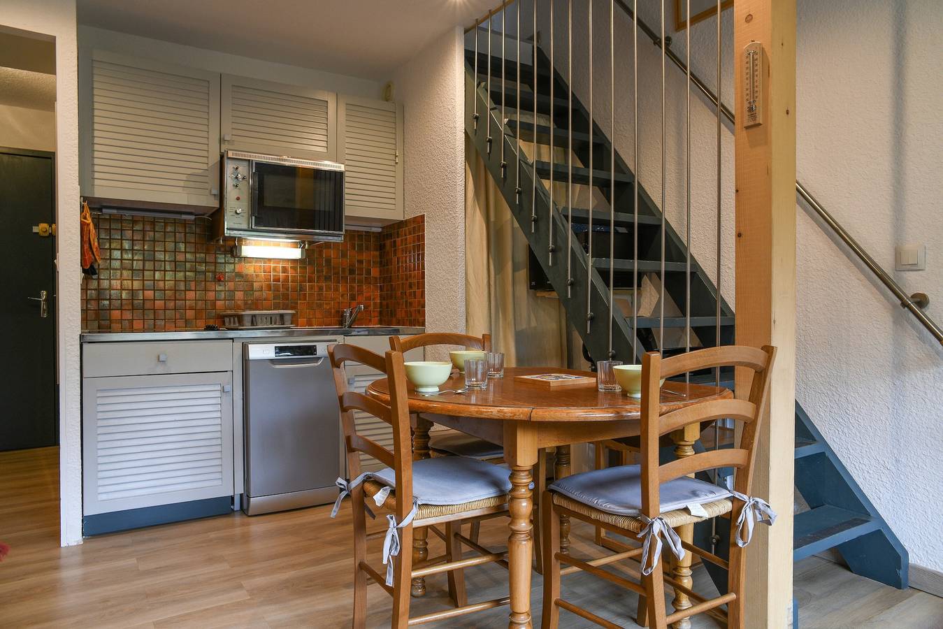 Ganze Wohnung, Appartement 'Cosy Studio Mezzanine' mit Bergblick und Balkon in Le Collet d'Allevard, Allevard
