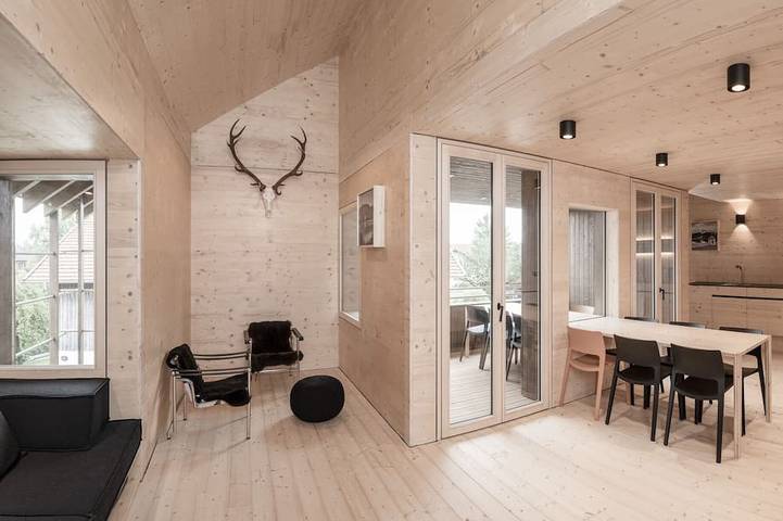 Chalet für 6 Personen, mit Terrasse und Garten am Forggensee