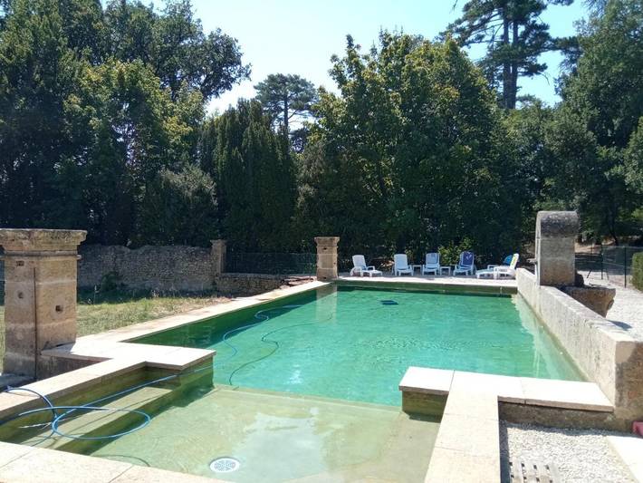Casa de vacaciones para 15 personas, con jardín además de vistas y piscina - 1