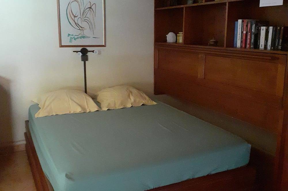 Maisonnette en pierre avec piscine  privée in Proissans, Périgord Noir