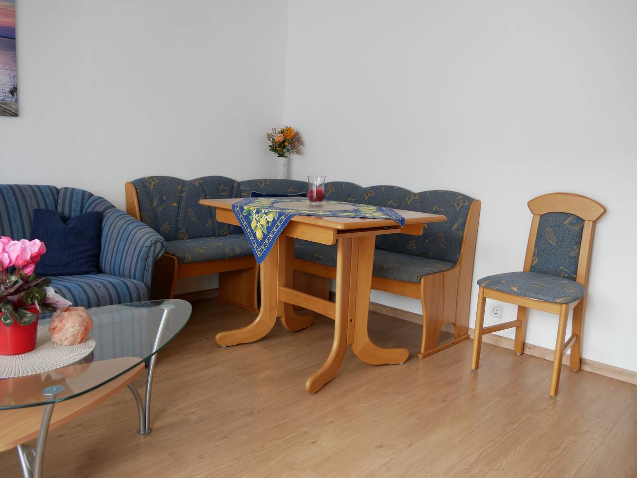 Apartamento entero, Apartamento 'Happiness' con balcón y Wi-Fi in Immenstaad, Immenstaad am Bodensee