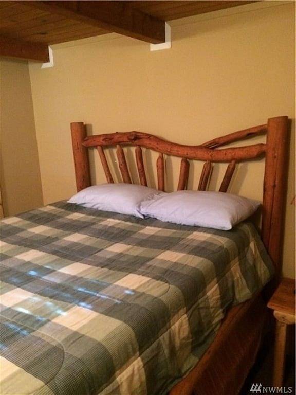 Lake Cushman Cabin with Private Access to Lake & Park in Lake Cushman