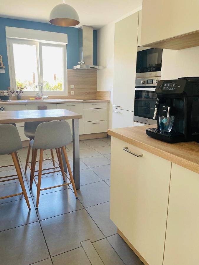 Location de vacances pour 7 personnes, avec jardin à Saint-Amand-sur-Fion - 3