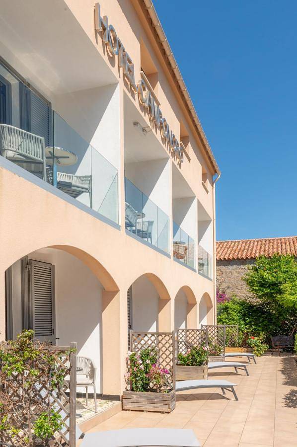 Hôtel pour 2 personnes, avec jardin ainsi que terrasse et vue, animaux acceptés à Belvédère-Campomoro - 2