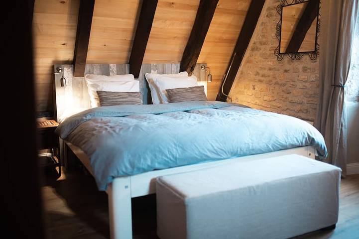 Location de vacances pour 8 personnes, avec jardin et terrasse à Espédaillac - 2