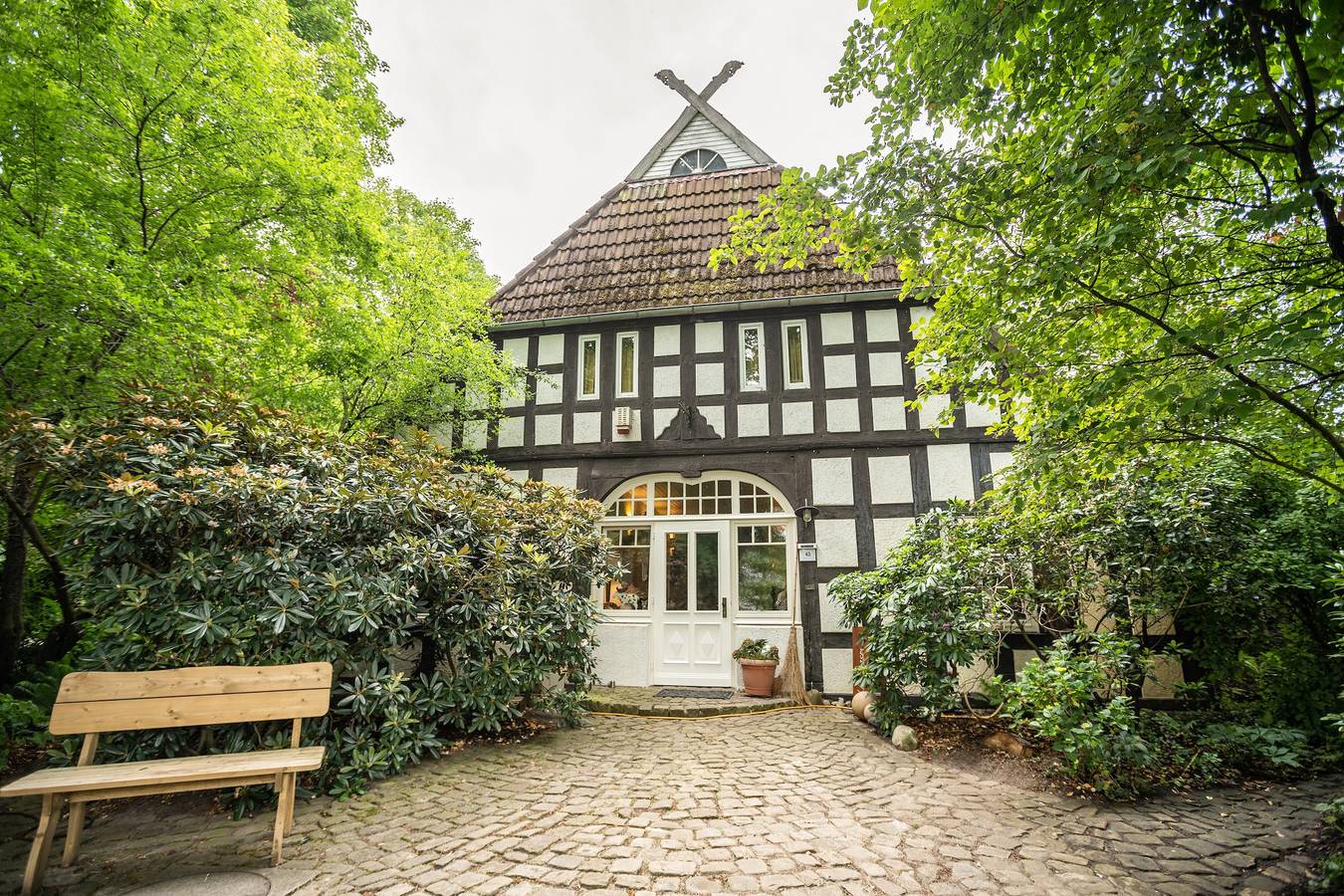 Ganze Wohnung, Haustierfreundliche Ferienwohnung "Lieblingsplatz" mit Terrasse, Garten und Wlan in Bremen, Bremen Bundesland