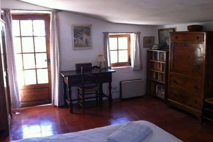 Location de vacances pour 6 personnes, avec jardin et terrasse à Entrecasteaux - 3