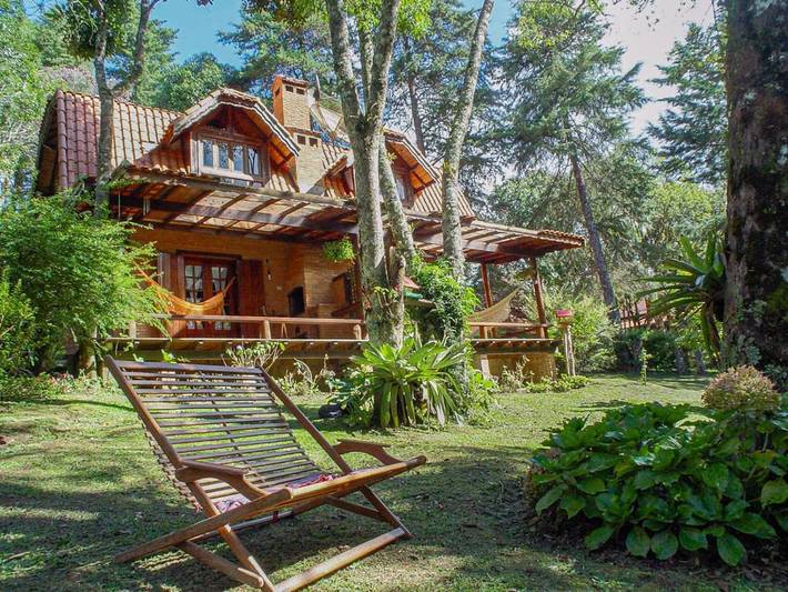 Lodge para 4 pessoas, com jardim, com animais de estimação em Monte Verde