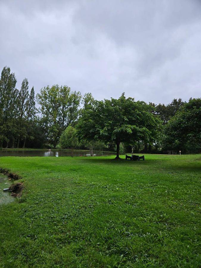 Gîte pour 2 personnes, avec vue ainsi que terrasse et jardin à Challans - 4