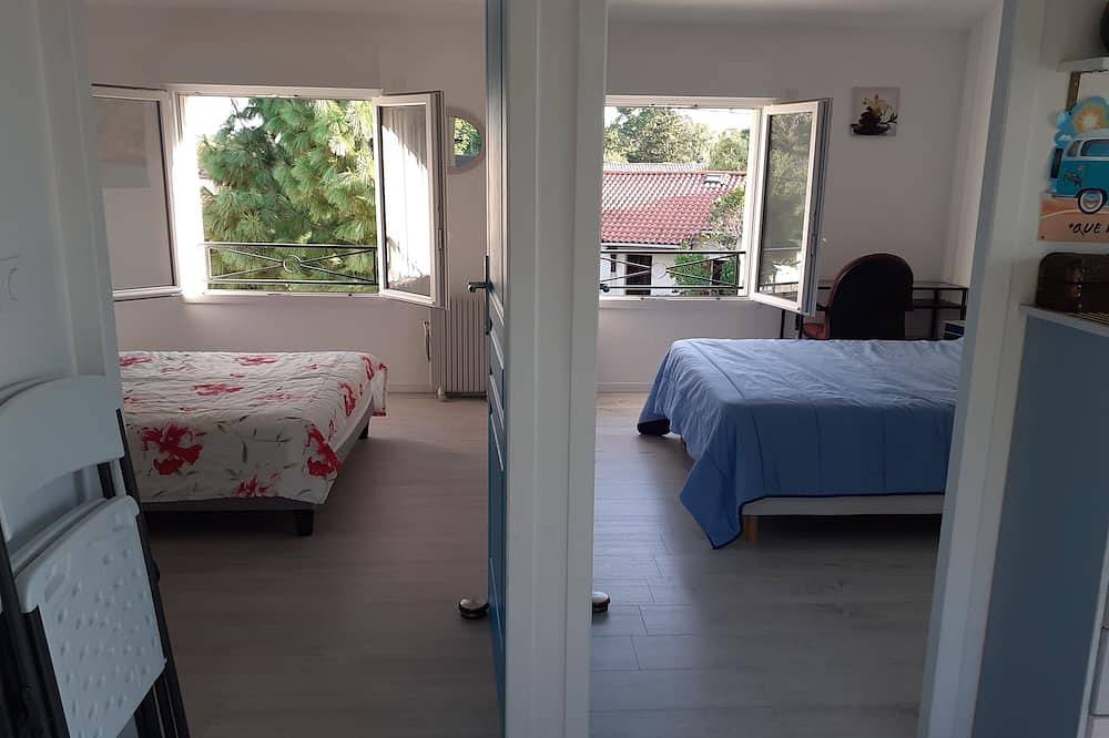 Gîte 3 4 à 5 Pers near Bordeaux/wifi/2vtts Inclus in Gradignan, Bordeaux region
