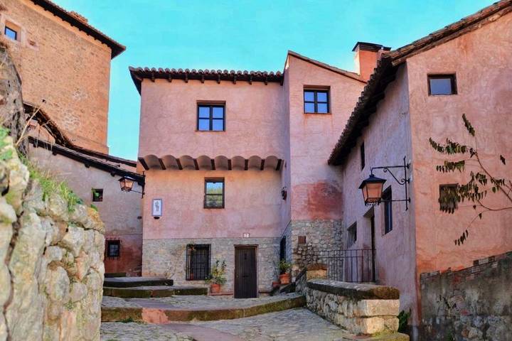 Gîte pour 6 personnes, avec Balcon ainsi que Terrasse et Vue à Albarracín