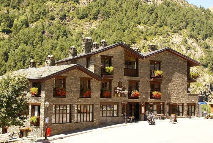 Hotel dla 3 osób, z taras i widok oraz sauna w Andora