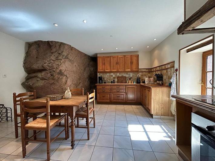 Location de vacances pour 5 personnes, avec balcon et vue à Semur-en-Auxois - 2