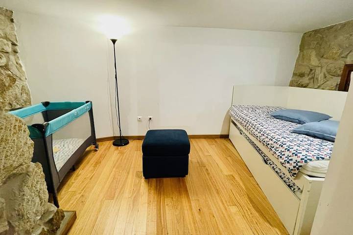 Gîte pour 4 personnes, avec terrasse dans Sistelo - 3