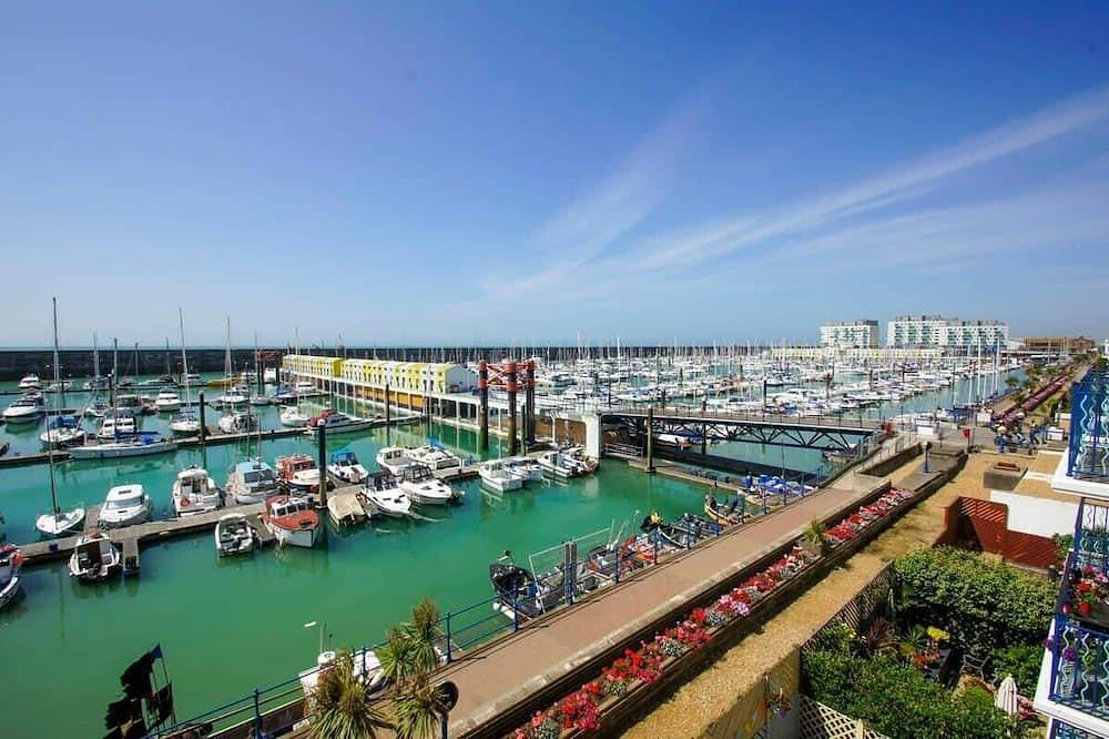 Entire apartment, Britannia Harbour View in Brighton Marina, Brighton