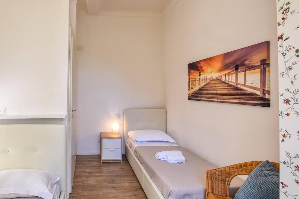 Apartamento entero, Apartamento de 2 habitaciones que admite mascotas en Varazze. in Bagni Kursaal Margherita, Varazze