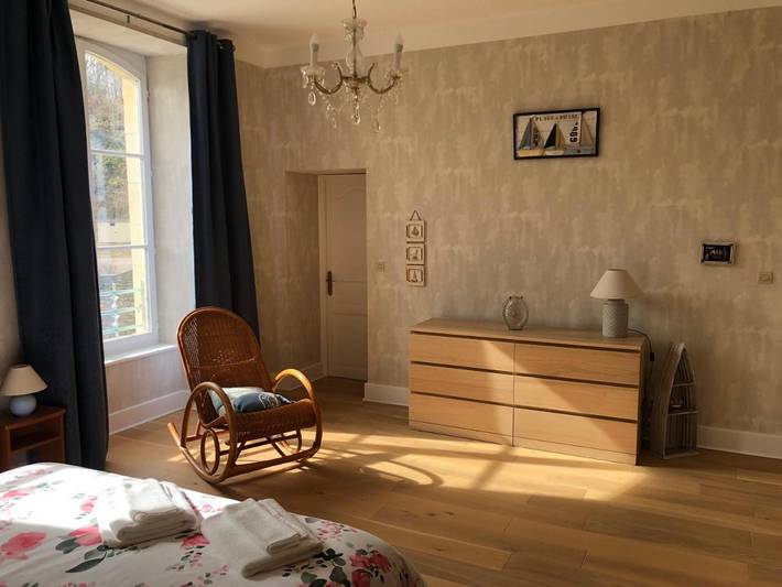 Chambre d’hôte pour 6 personnes, avec Terrasse ainsi que Jardin et Vue