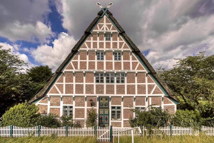 Ferienwohnung für 2 Personen, mit Terrasse und Garten sowie Ausblick in Jork
