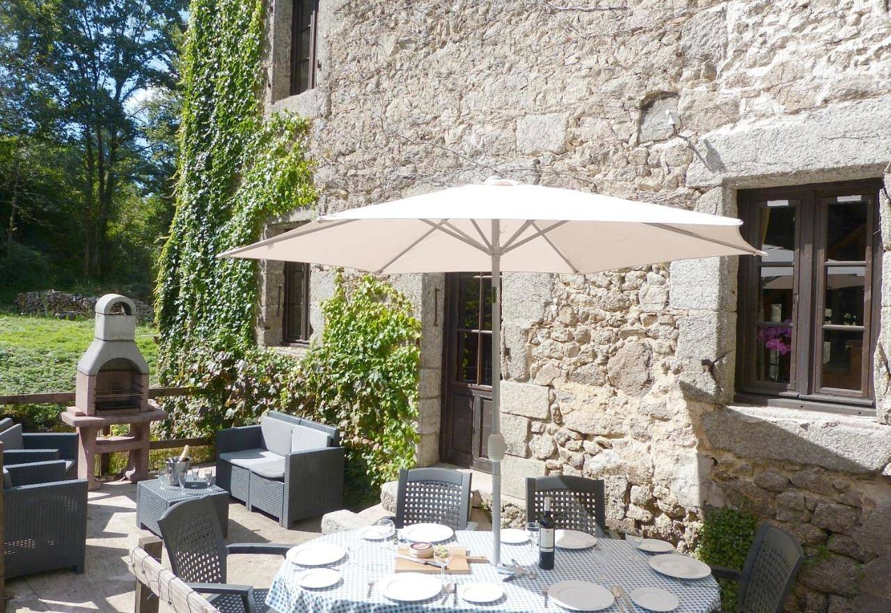 Two-Bedroom House in Busserolles, Parc naturel régional Périgord-Limousin