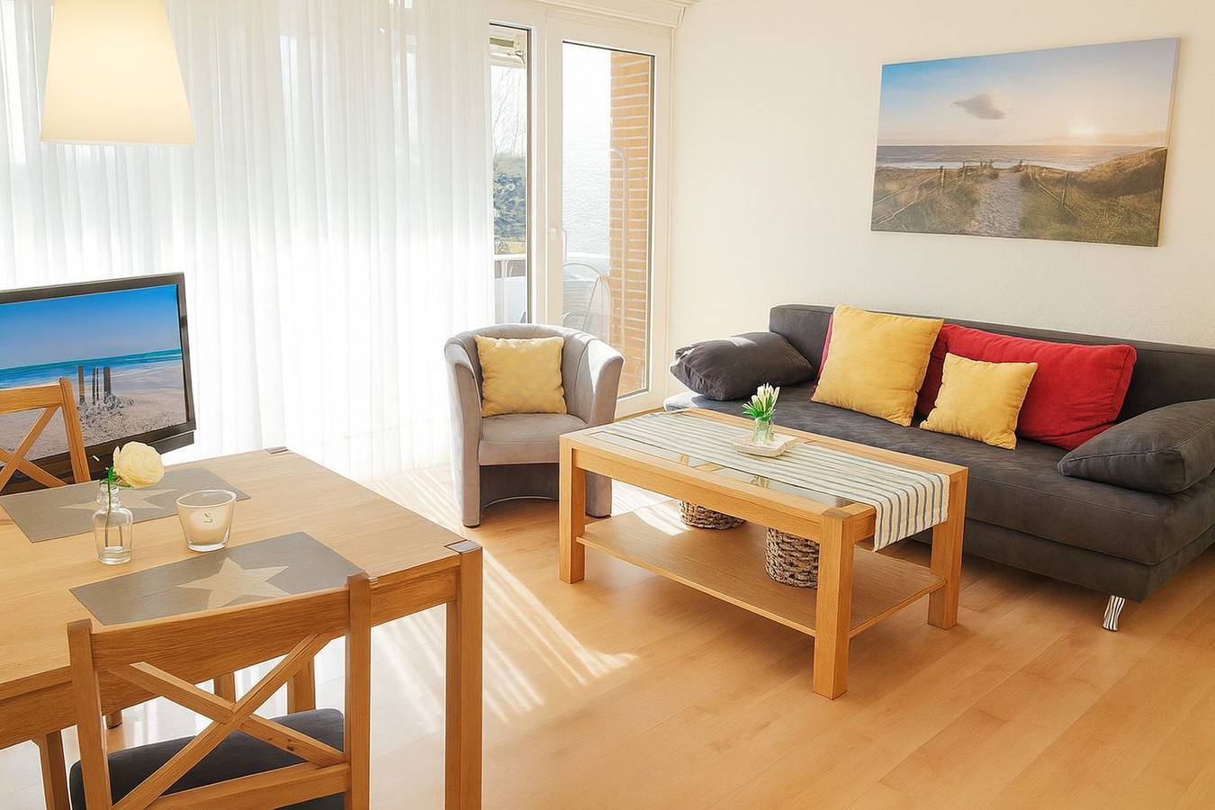 Ganze Wohnung, Komfortable Ferienwohnung mit Balkon im Küstenort Horumersiel-Friesenhörn in Schillig, Wangerland