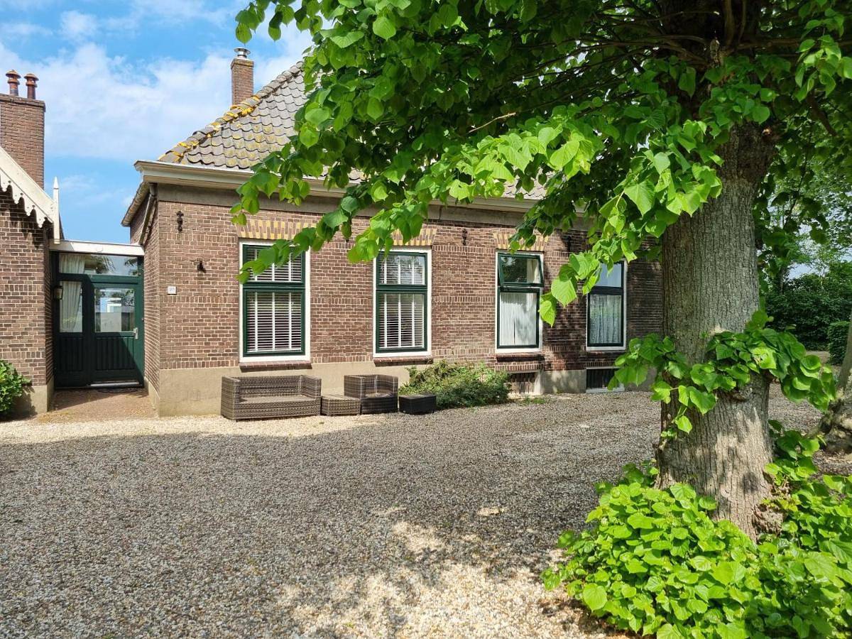 Het Voorhuis boerderij Hoeve Vrede Best in Weesp, Groene Hart