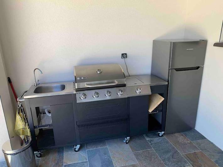 Gîte pour 2 personnes, avec jardin et piscine à Flaux - 2