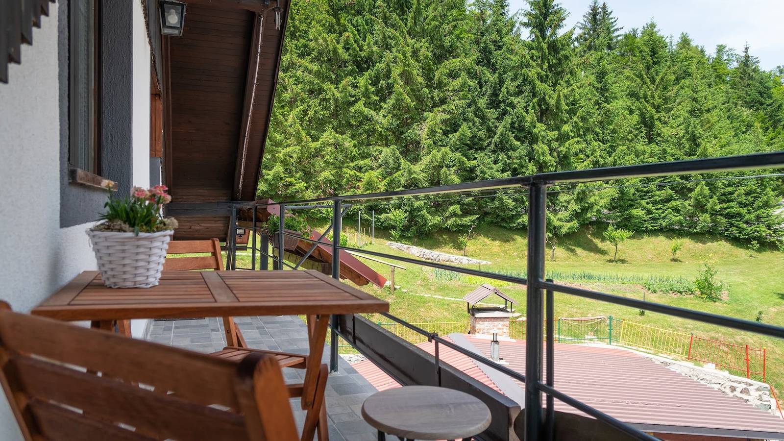 Entire apartment, Two-Bedroom Apartment Kremzar A2 in Lokve in Primorje-Gorski Kotar