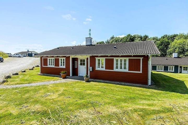 Ferienhaus für 6 Personen, mit Whirlpool und Terrasse sowie Sauna und Pool in Løjt
