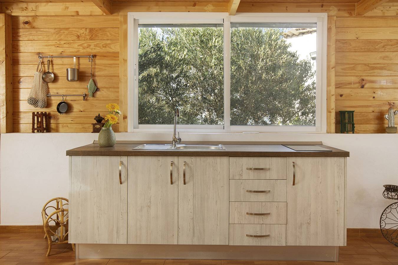 Entire apartment, Apartment Sunset Windsurf Near the Beach with Wi-Fi, A/C & Terrace in Pozo Izquierdo, Santa Lucía de Tirajana