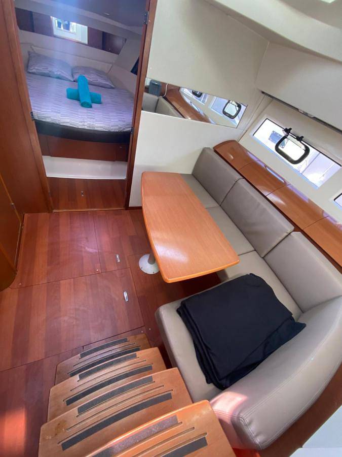 Bateau pour 4 personnes, avec vue et terrasse en Charente-Maritime - 3