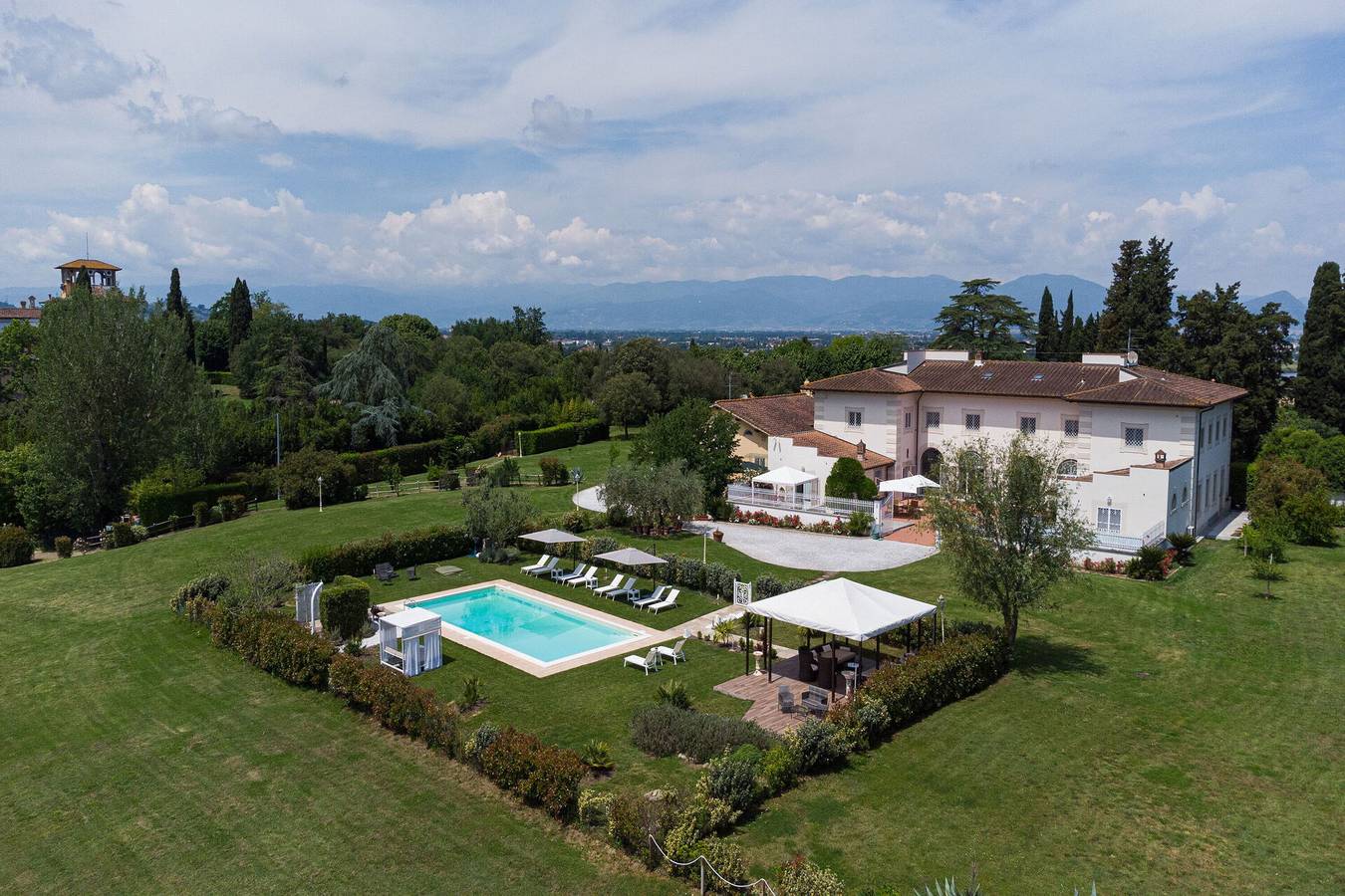 Villa Yvonne in Signa, Provincia de Prato